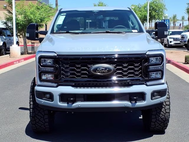 2026 Gray Metallic Ford Super Duty F-250 SRW Lariat 4X4 Truck