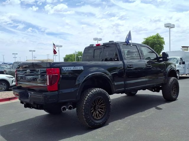 2022 Agate Black Metallic Ford Super Duty F-250 SRW Lariat 4X4 Truck