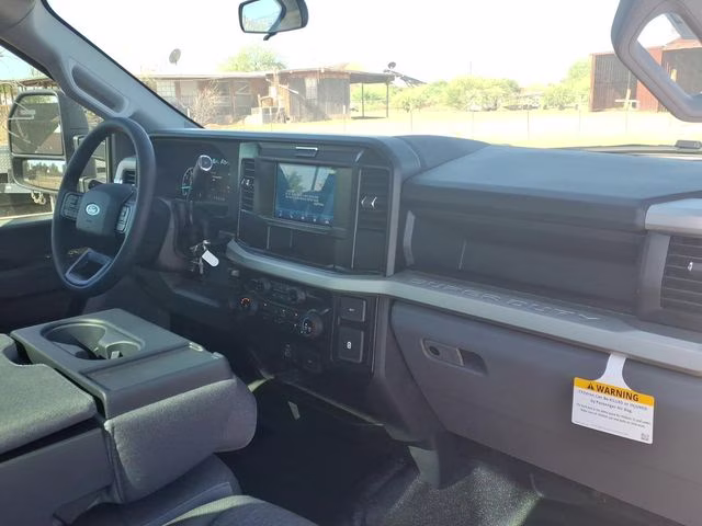 2026 Oxford White Ford Super Duty F-250 SRW XL RWD Truck