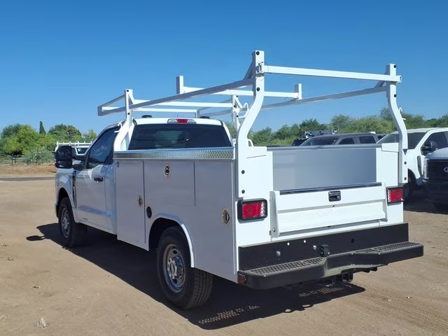 2026 Oxford White Ford Super Duty F-250 SRW XL RWD Truck