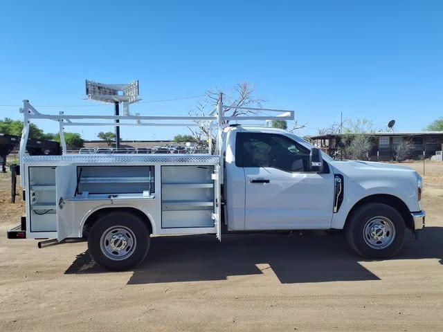 2026 Oxford White Ford Super Duty F-250 SRW XL RWD Truck