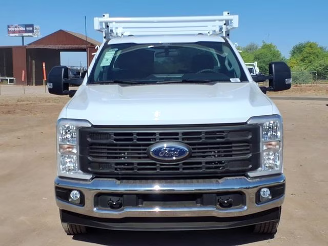 2026 Oxford White Ford Super Duty F-250 SRW XL RWD Truck