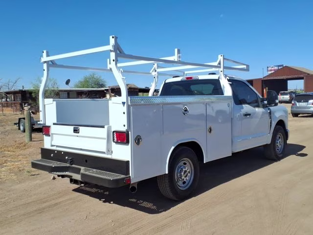 2026 Oxford White Ford Super Duty F-250 SRW XL RWD Truck