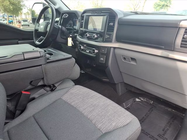 2023 Silver Metallic Ford F-150 XLT 4X4 Truck