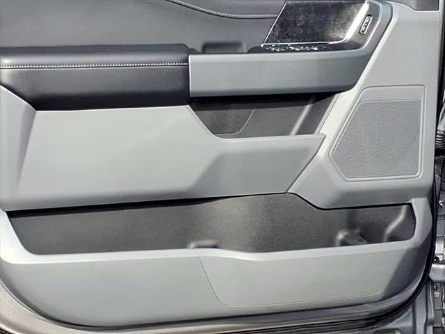 2023 Silver Metallic Ford F-150 XLT 4X4 Truck
