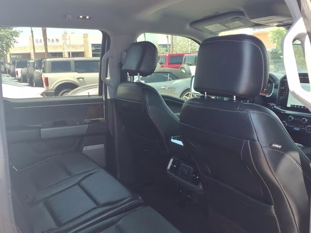 2021 Space White Metallic Ford F-150 Lariat 4X4 Truck