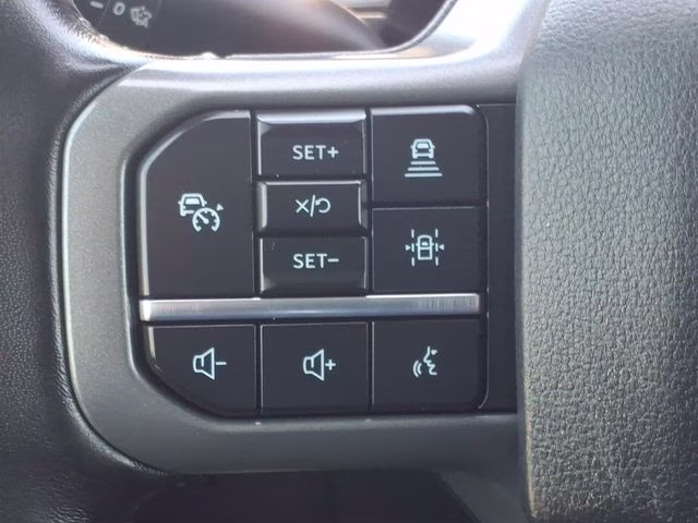 2021 Space White Metallic Ford F-150 Lariat 4X4 Truck