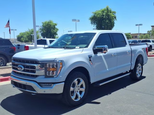 2021 Space White Metallic Ford F-150 Lariat 4X4 Truck