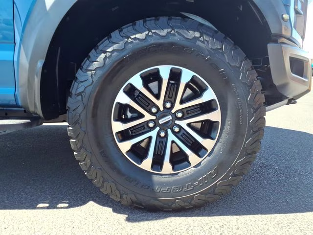 2019 Blue Metallic Ford F-150 Raptor 4X4 Truck