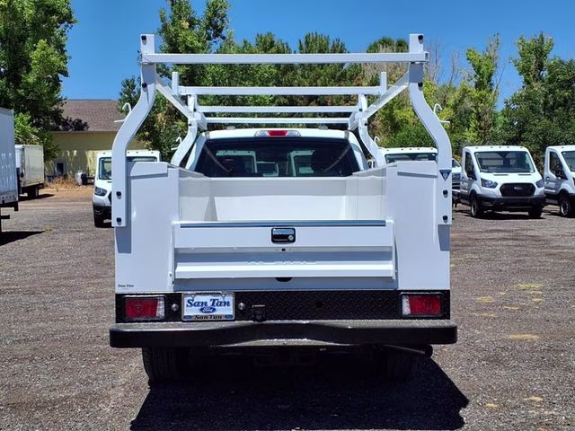 2025 Oxford White Ford Super Duty F-350 SRW XL RWD Truck