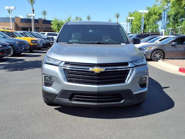 2023 Sterling Gray Metallic Chevrolet Traverse LS FWD SUV