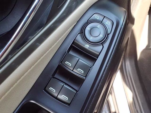 2023 Sterling Gray Metallic Chevrolet Traverse LS FWD SUV