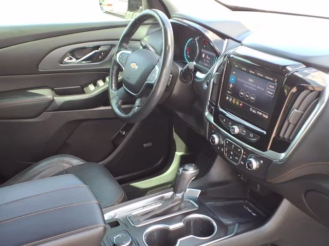 2020 Summit White Chevrolet Traverse Premier FWD SUV