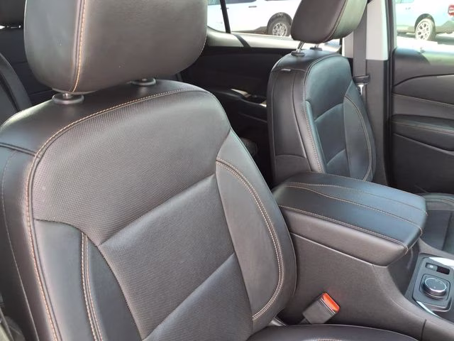 2020 Summit White Chevrolet Traverse Premier FWD SUV