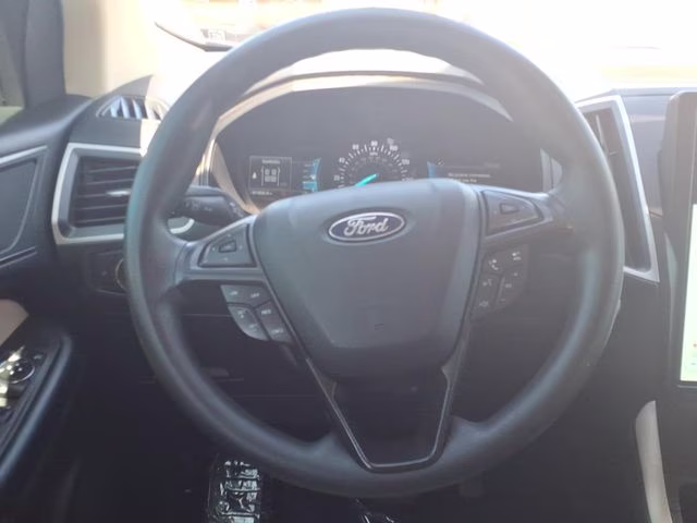 2023 Agate Black Metallic Ford Edge SE AWD SUV
