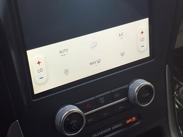 2023 Agate Black Metallic Ford Edge SE AWD SUV