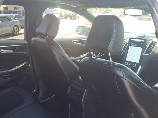 2023 Gray Metallic Ford Edge ST Line AWD SUV