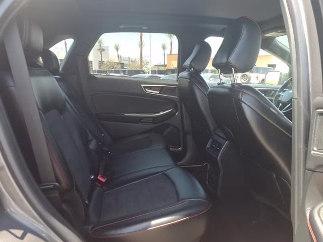 2023 Gray Metallic Ford Edge ST Line AWD SUV