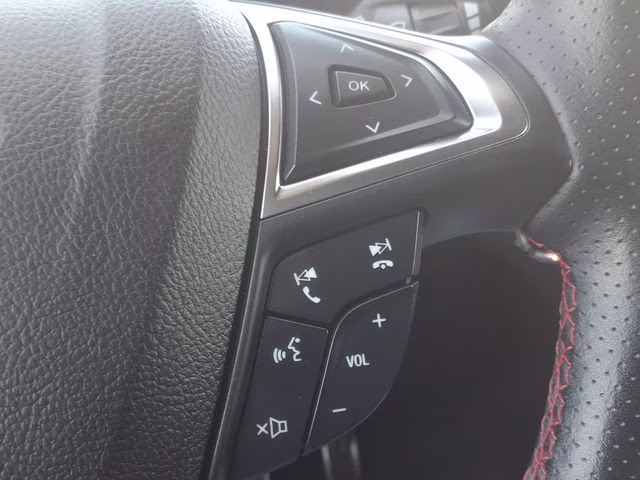 2023 Gray Metallic Ford Edge ST Line AWD SUV