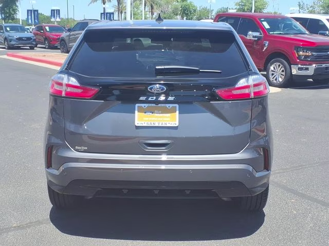 2023 Gray Metallic Ford Edge ST Line AWD SUV