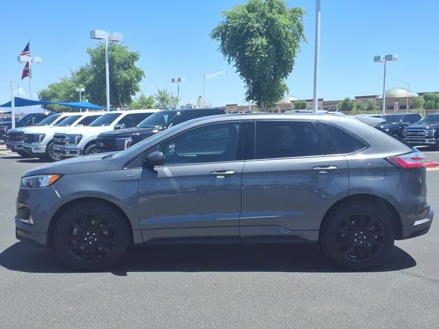 2023 Gray Metallic Ford Edge ST Line AWD SUV