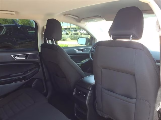 2024 Gray Metallic Ford Edge SEL AWD SUV
