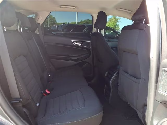 2024 Gray Metallic Ford Edge SEL AWD SUV