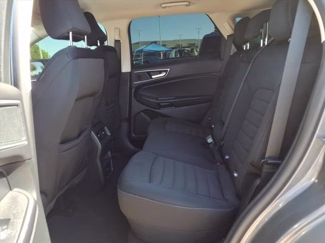 2024 Gray Metallic Ford Edge SEL AWD SUV