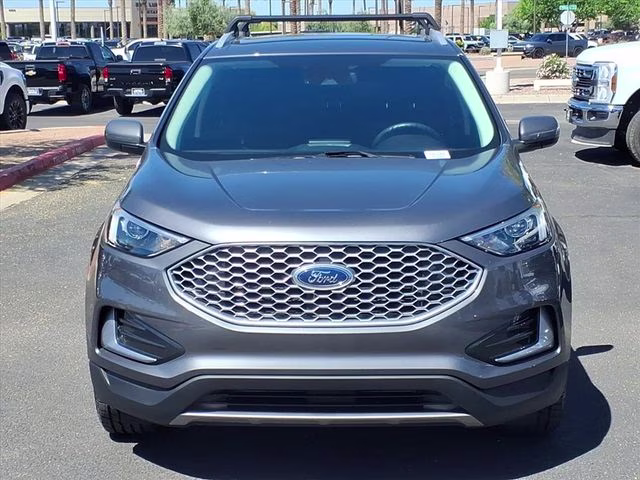2024 Gray Metallic Ford Edge SEL AWD SUV