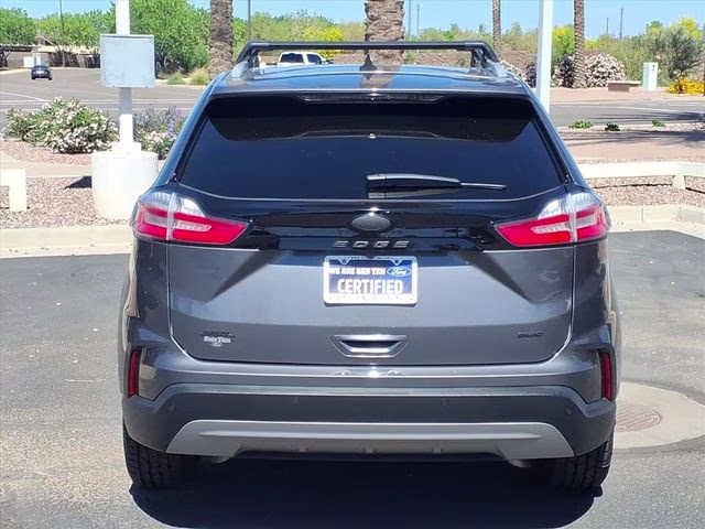 2024 Gray Metallic Ford Edge SEL AWD SUV
