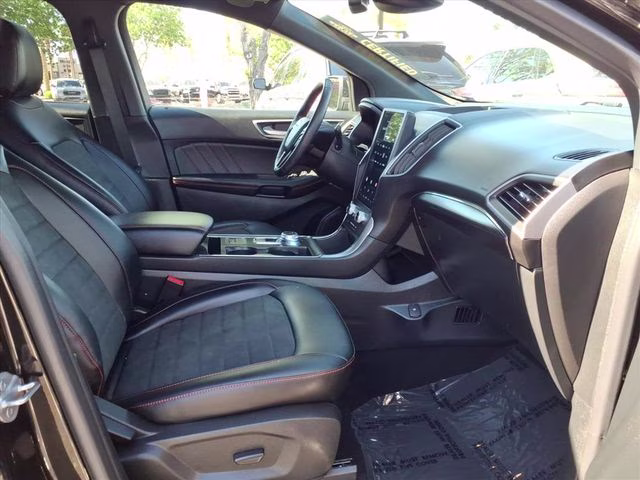 2022 Black Metallic Ford Edge ST Line AWD SUV