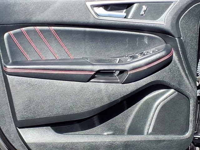 2022 Black Metallic Ford Edge ST Line AWD SUV