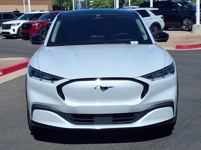2023 Space White Metallic Ford Mustang Mach-E Premium RWD SUV