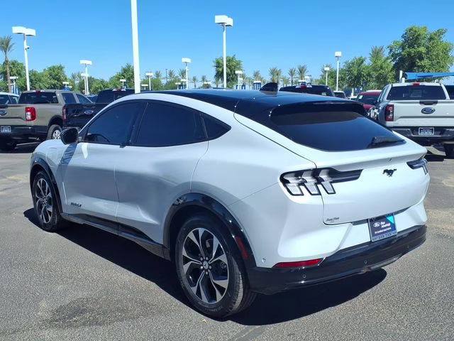2023 Space White Metallic Ford Mustang Mach-E Premium RWD SUV