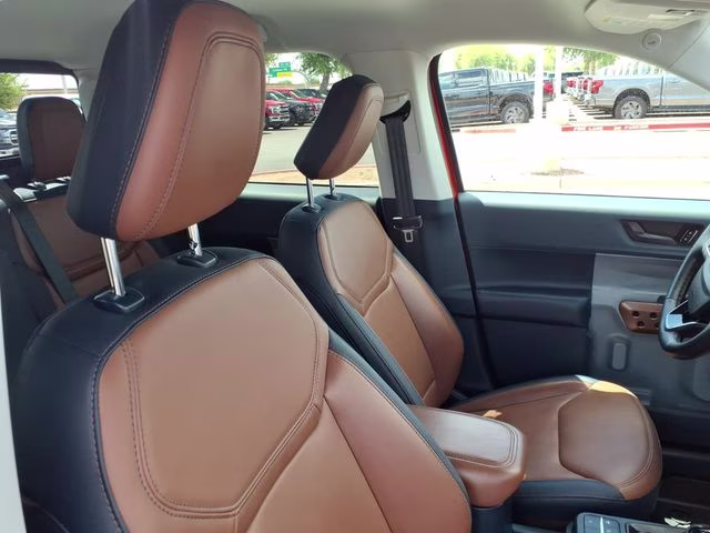 2023 Hot Pepper Red Metallic Tinted Clearcoat Ford Maverick Lariat AWD Truck