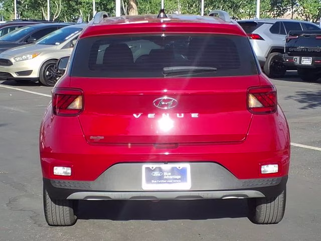 2022 Scarlet Red Pearl Hyundai Venue Limited FWD SUV