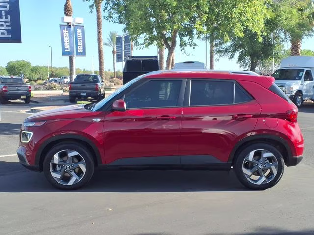 2022 Scarlet Red Pearl Hyundai Venue Limited FWD SUV