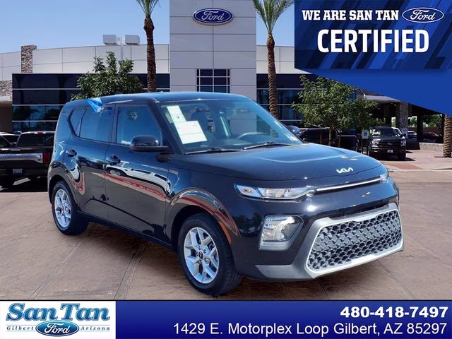 2022 Cherry Black Kia Soul LX FWD Hatchback
