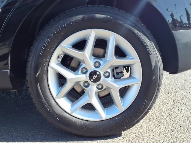 2022 Cherry Black Kia Soul LX FWD Hatchback