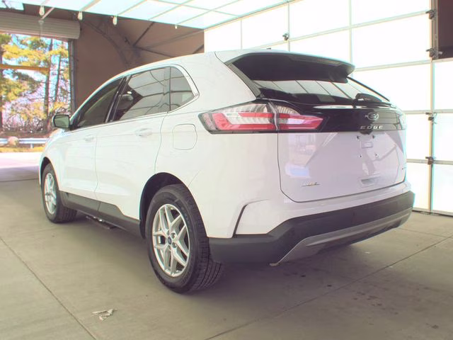 2022 Oxford White Ford Edge SEL AWD SUV