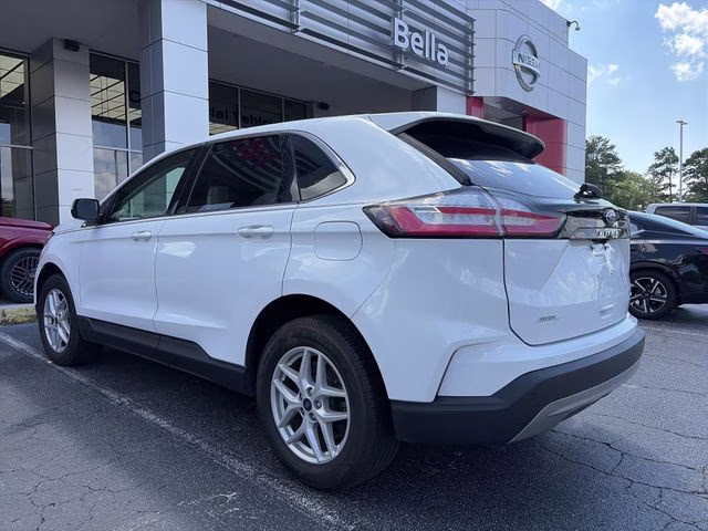 2022 Oxford White Ford Edge SEL AWD SUV