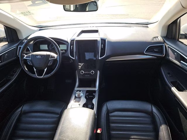 2022 Oxford White Ford Edge SEL AWD SUV
