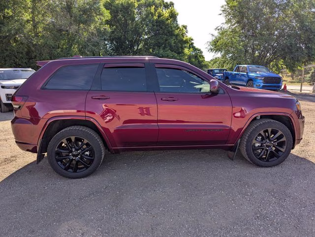 2021 Velvet Red Pearlcoat Jeep Grand Cherokee Laredo X 4X4 SUV