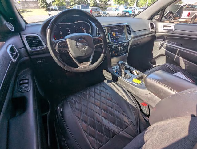 2021 Velvet Red Pearlcoat Jeep Grand Cherokee Laredo X 4X4 SUV