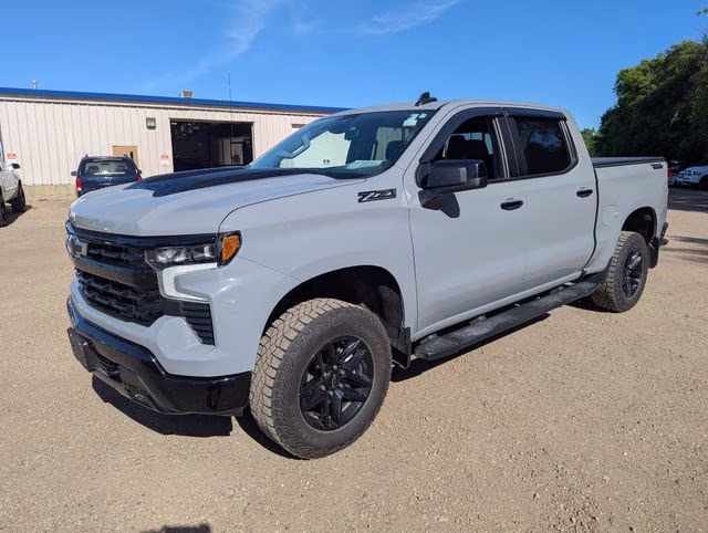 2024 Slate Gray Metallic Chevrolet Silverado 1500 LT Trail Boss 4X4 Truck