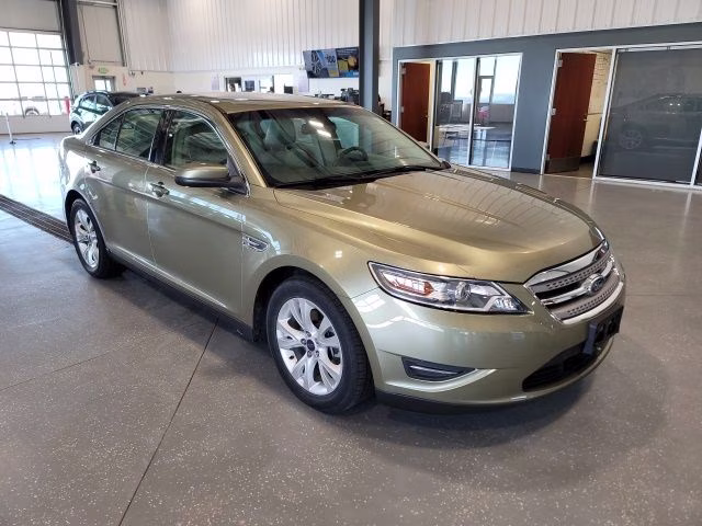 2012 Green Ford Taurus SEL AWD Sedan