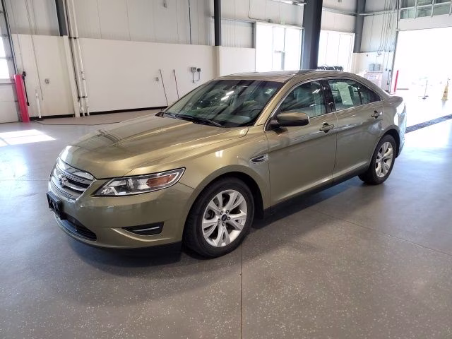 2012 Green Ford Taurus SEL AWD Sedan