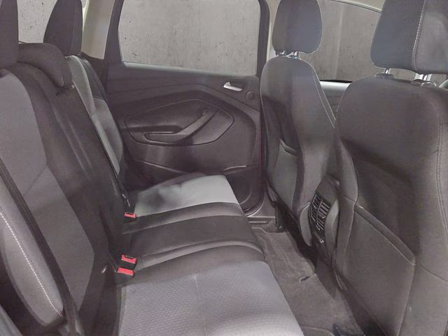 2017 Ruby Red Metallic Tinted Clearcoat Ford Escape SE 4X4 SUV