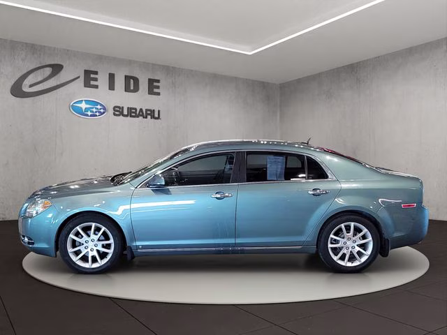 2009 Silver Moss Metallic Chevrolet Malibu LTZ FWD Sedan