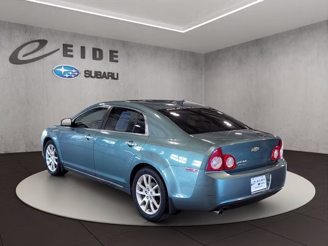 2009 Silver Moss Metallic Chevrolet Malibu LTZ FWD Sedan